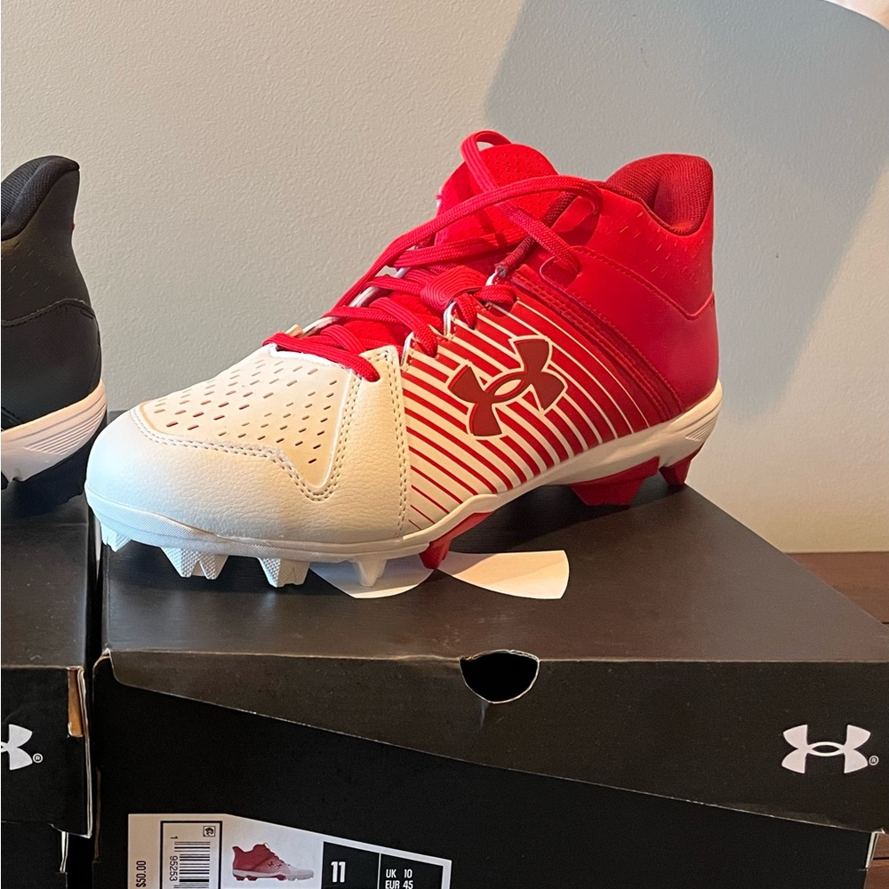 Under Armour Leadoff Mid Baseball Cleats